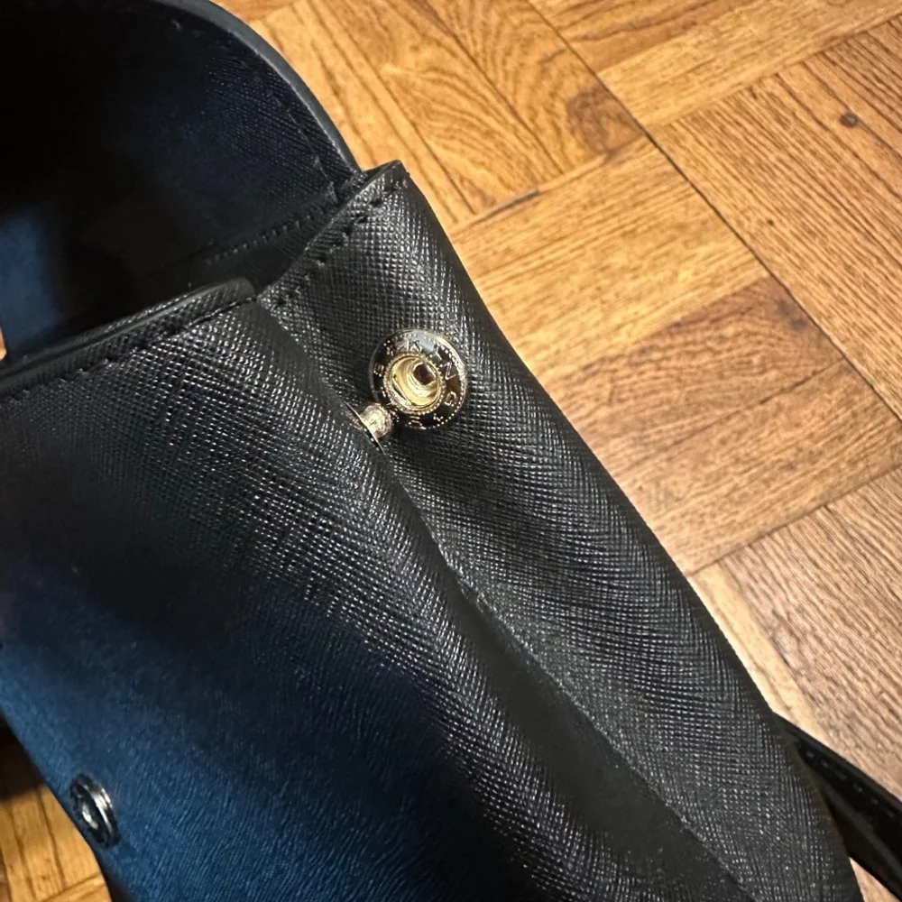 Disney Kate Spade New York Minnie Mouse Black Red Bow Leather Backpack - Picture 7 of 8